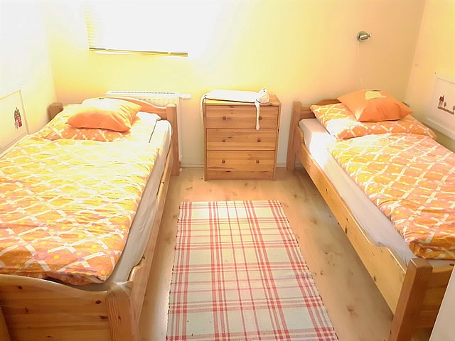 Schlafzimmer 2